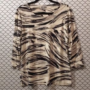 JM Collection Flowy Top